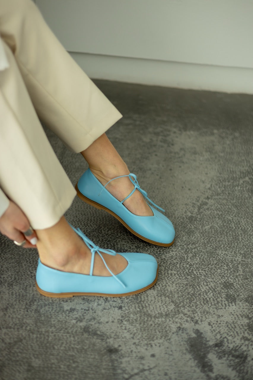 Wide Toe Leather Ballet Flats with Straps – Comfortable Flat Shoes
