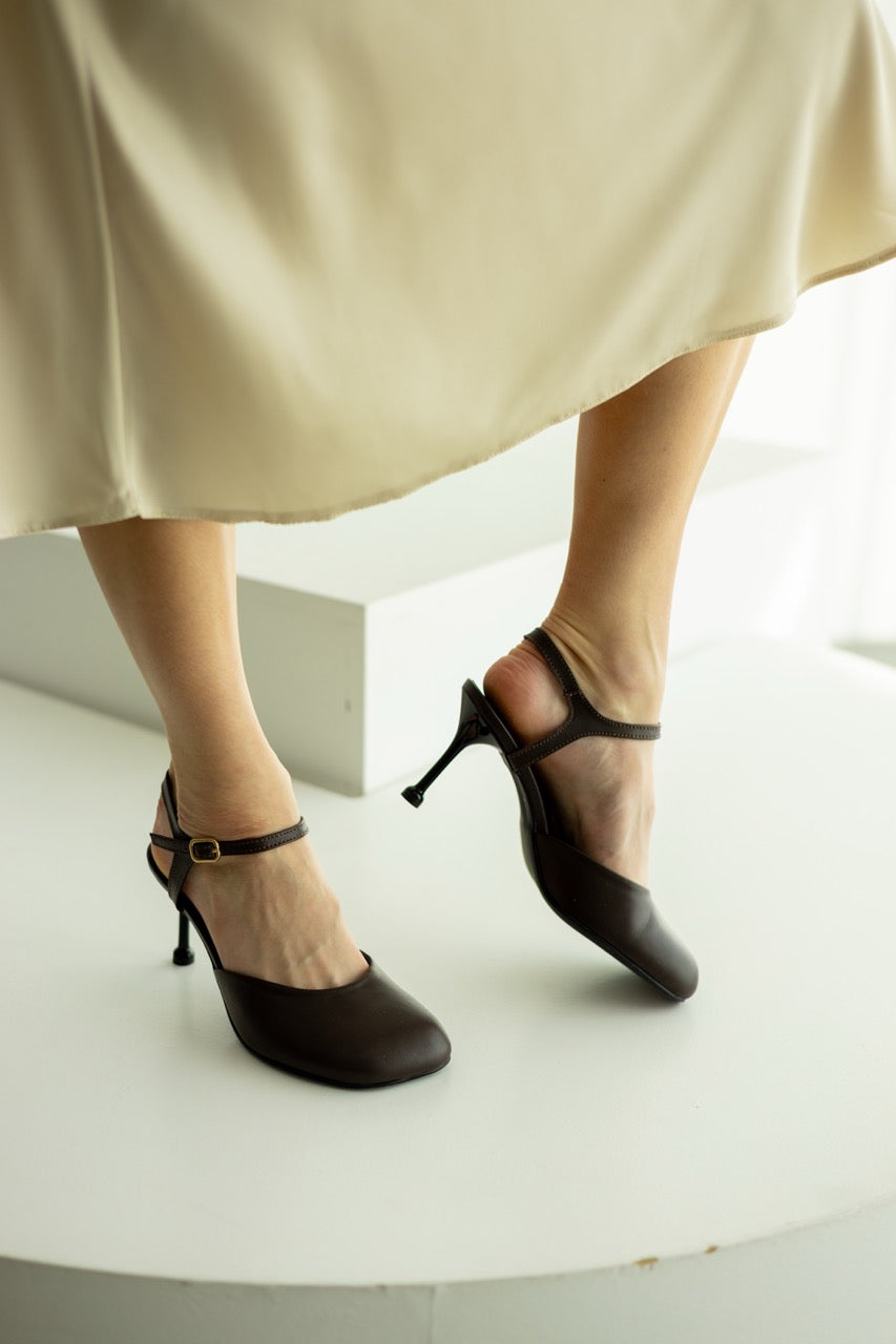 Wide Toe Slingback Shoes – Low Heel Leather Pumps