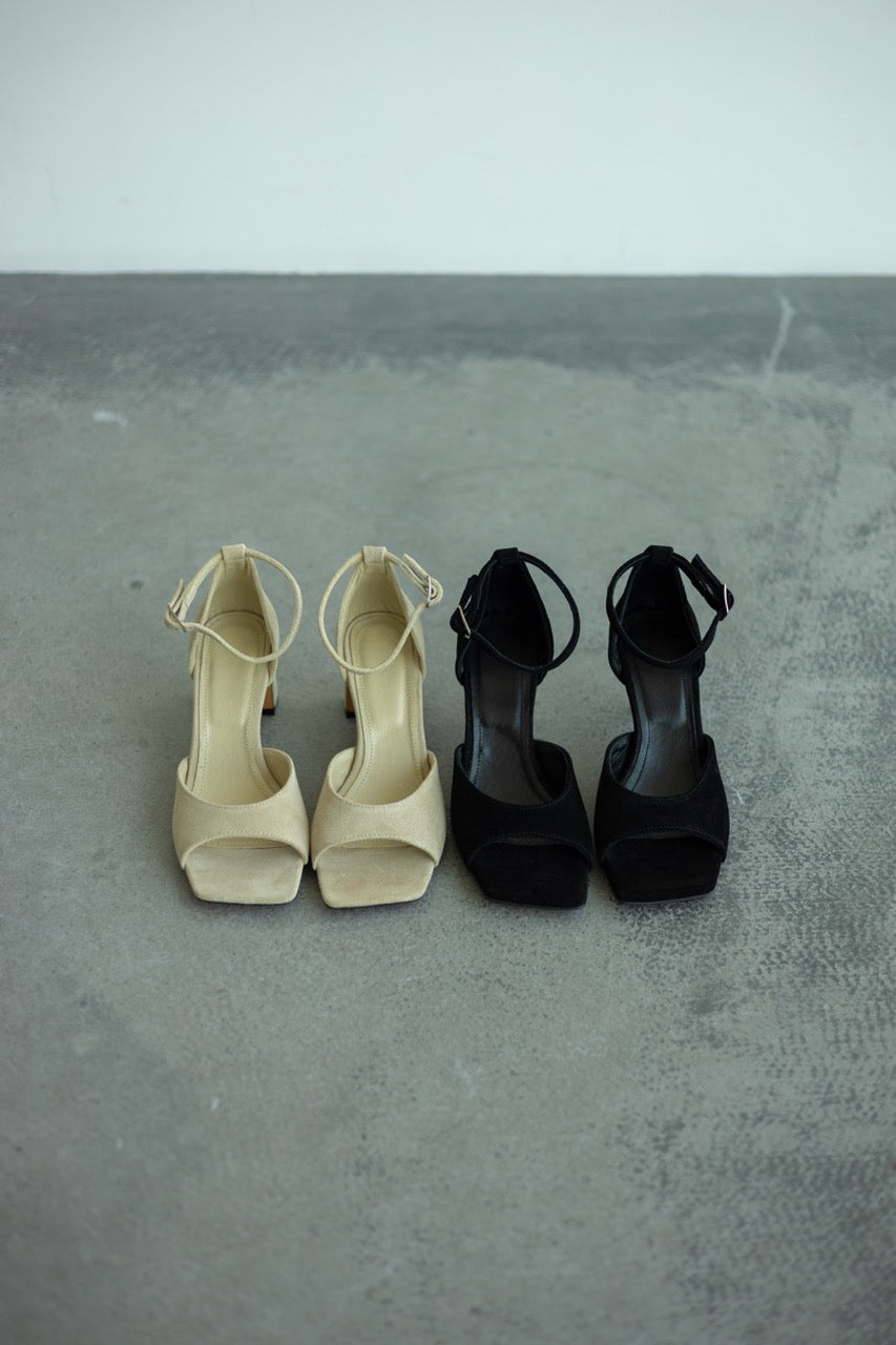Open toe sandals with closed heel comfortable fit