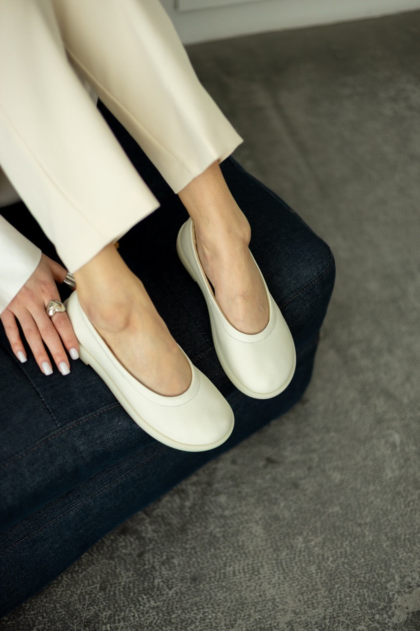 Handmade women’s ballet flats in blue genuine leather