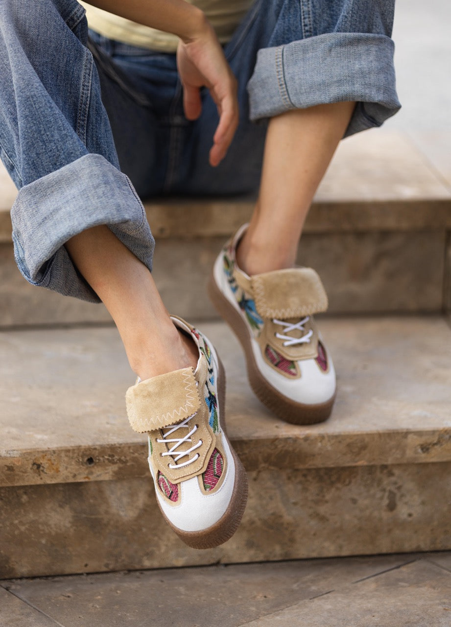 Leather and suede sneakers