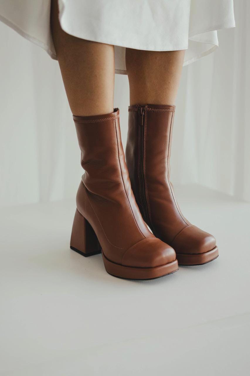 Brown leather ankle boots square toe side zipper front view